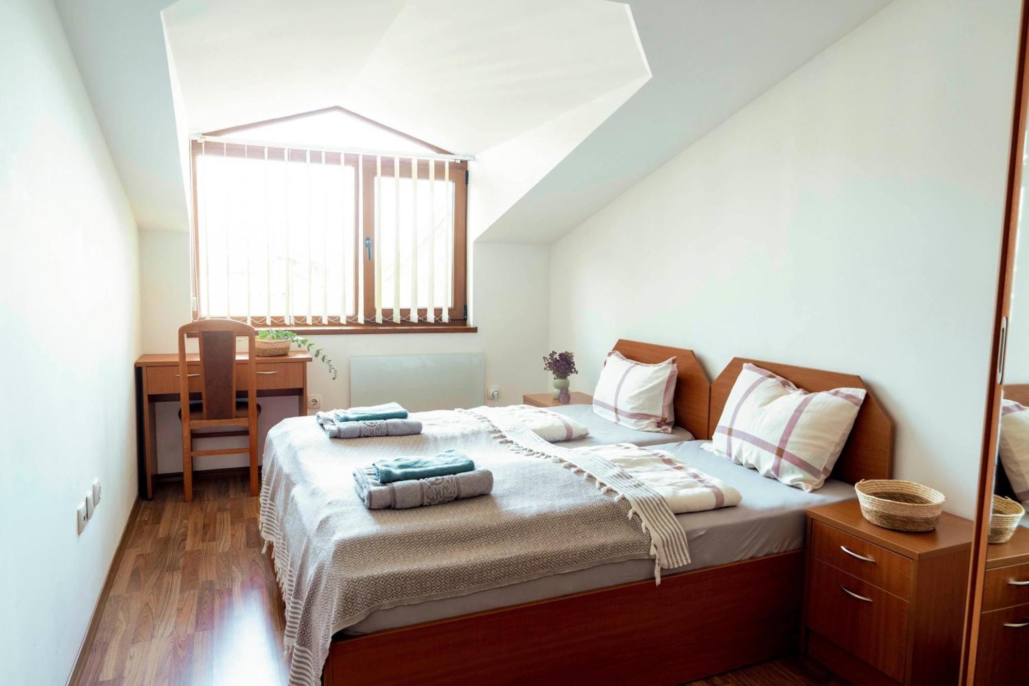 2-Bedroom Apt, 2Min Walk To Ski Path, 7-8 Min Walk To Gondola بانسكو المظهر الخارجي الصورة